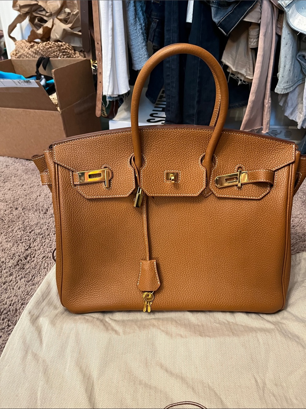 Hermès Style Tote Bag in Brown with Gold Hardware - Picture 4 of 7